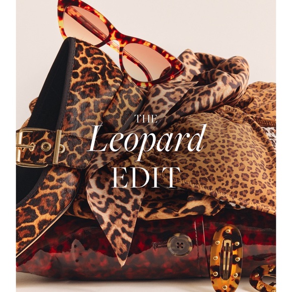 Cynthia Rowley Blackwood and acrylic blend sweater with faux fur collar - Picture 4 of 13